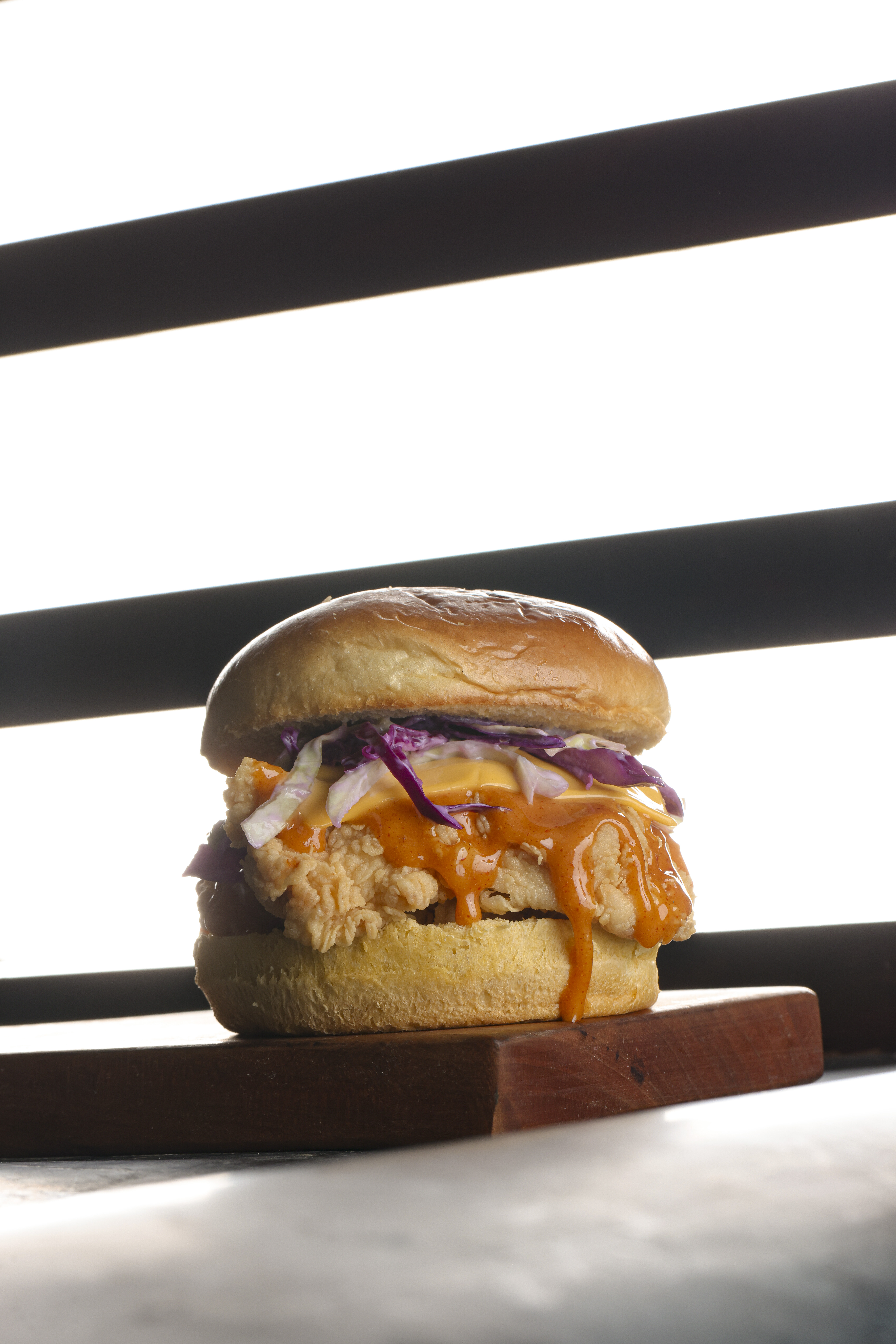 CRISPY BURGER HONEY MUSTARD